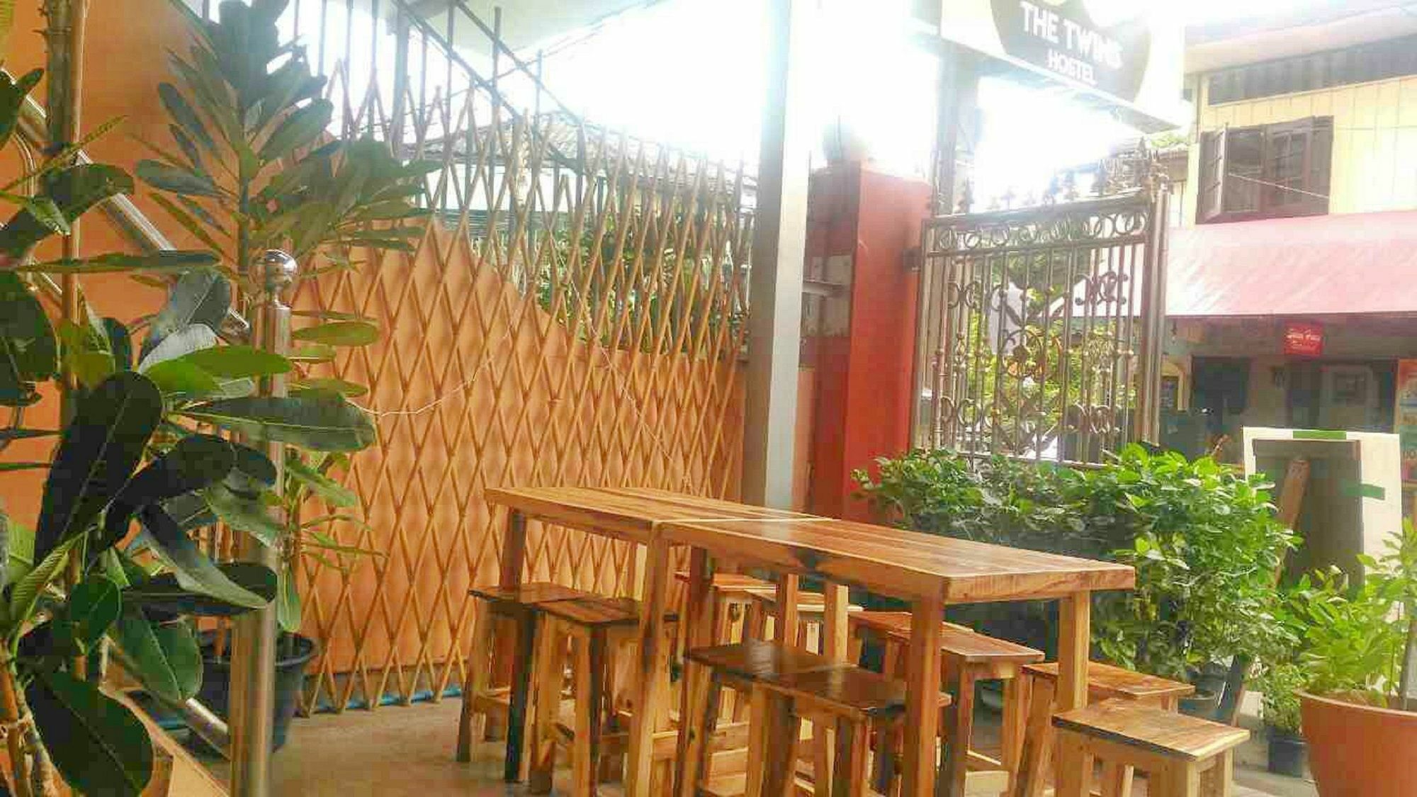 The Twins Hostel Bangkok Dış mekan fotoğraf